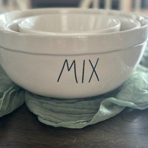 Rae Dunn "Mix, Pinch, and Dash" Mixing Bowl Set